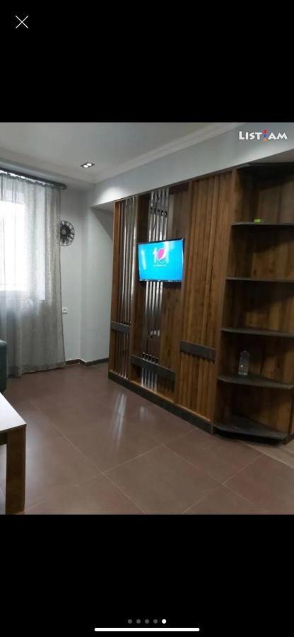 One Central Apartment Yerevan Exterior photo