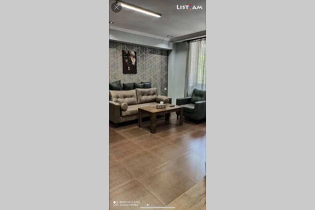 One Central Apartment Yerevan Exterior photo