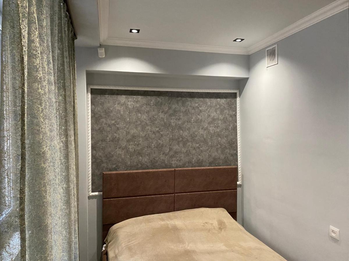 One Central Apartment Yerevan Exterior photo