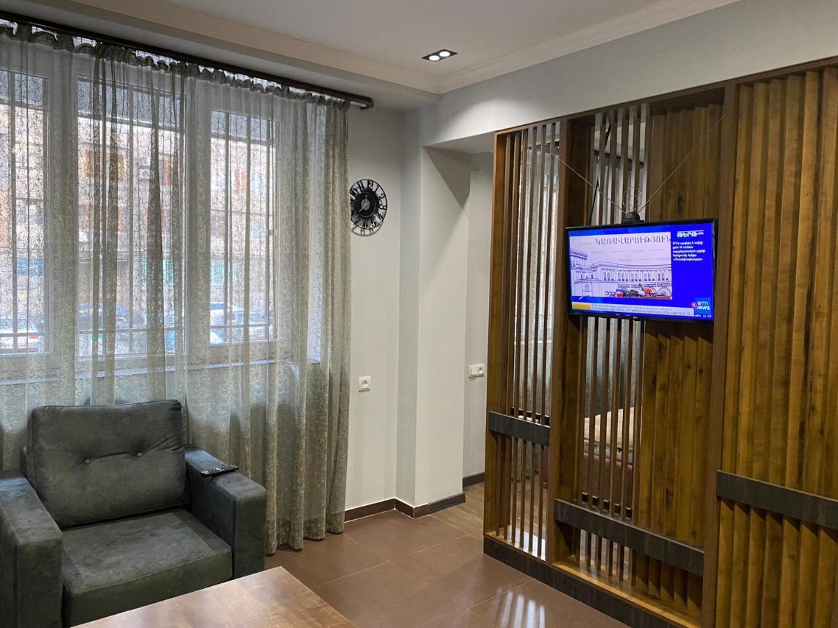 One Central Apartment Yerevan Exterior photo